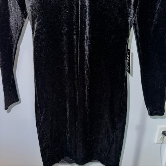 Express Black Velvet Open Back Silver Bow Mini Dress Size XS NWT! - Picture 2 of 8